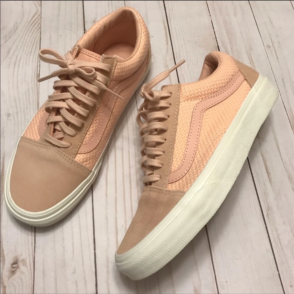 BRAND NEW pink vans